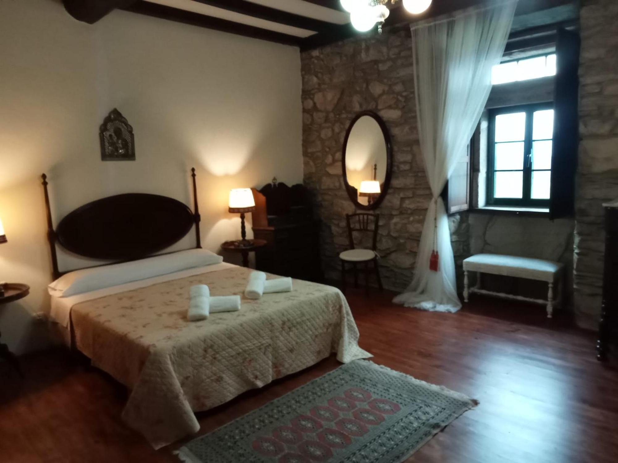 Palacio De Cantiz "Reserva De Ancares" Becerrea Ngoại thất bức ảnh